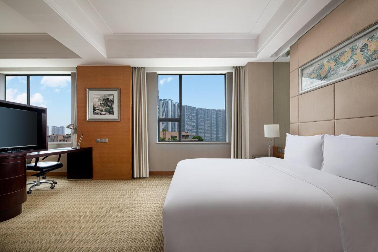 Holiday Inn Chengdu Century City-Easttower Экстерьер фото