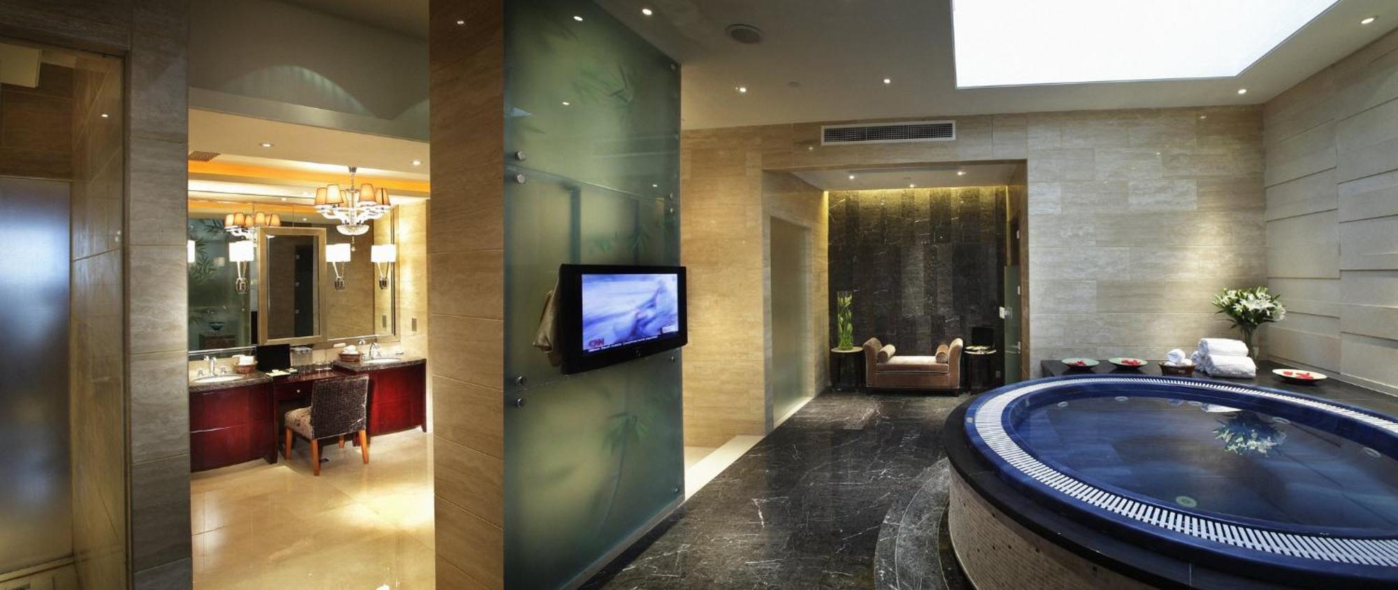 Holiday Inn Chengdu Century City-Easttower Экстерьер фото